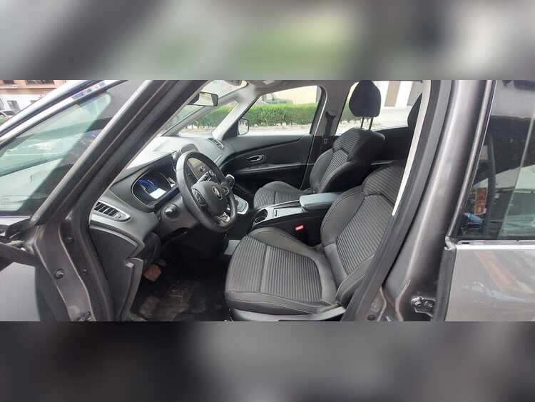 Renault Grand Scenic 140cv autom foto 15